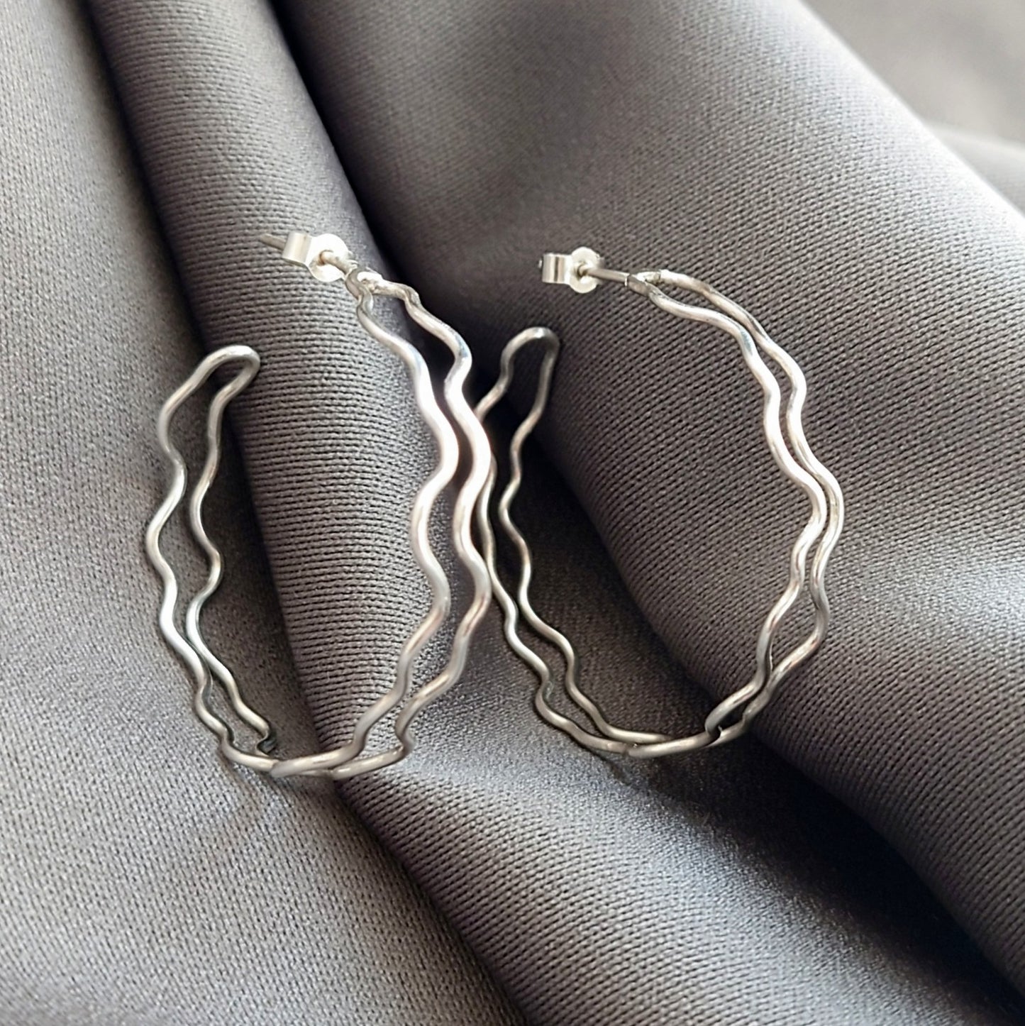 WAVE HOOPS SILVER