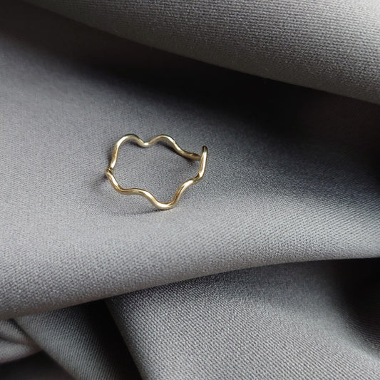 WAVE RING GOLDEN