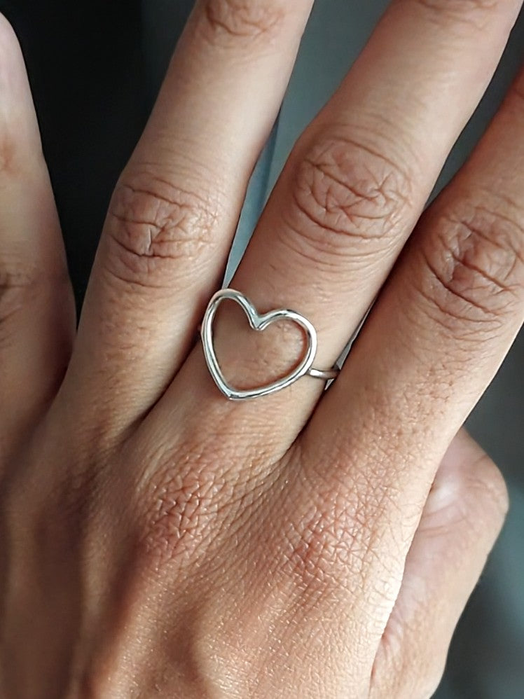 HEART RING