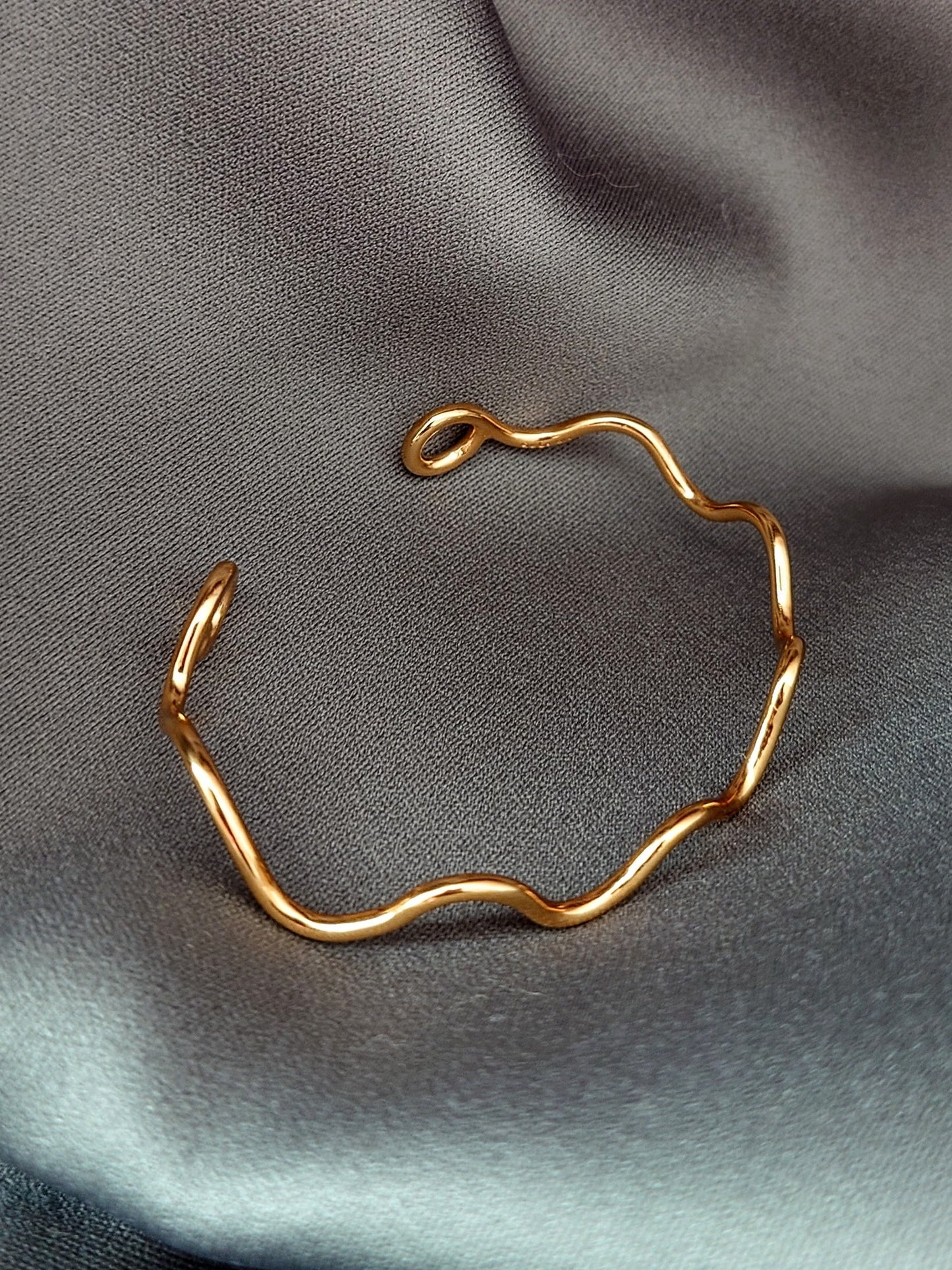 WAVE BRACELET GOLD